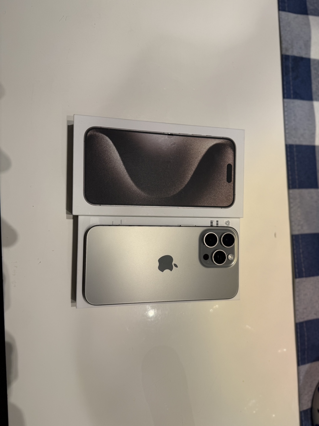 iPhone 15 Pro Max 512 GB Natural Titanium - photo 2