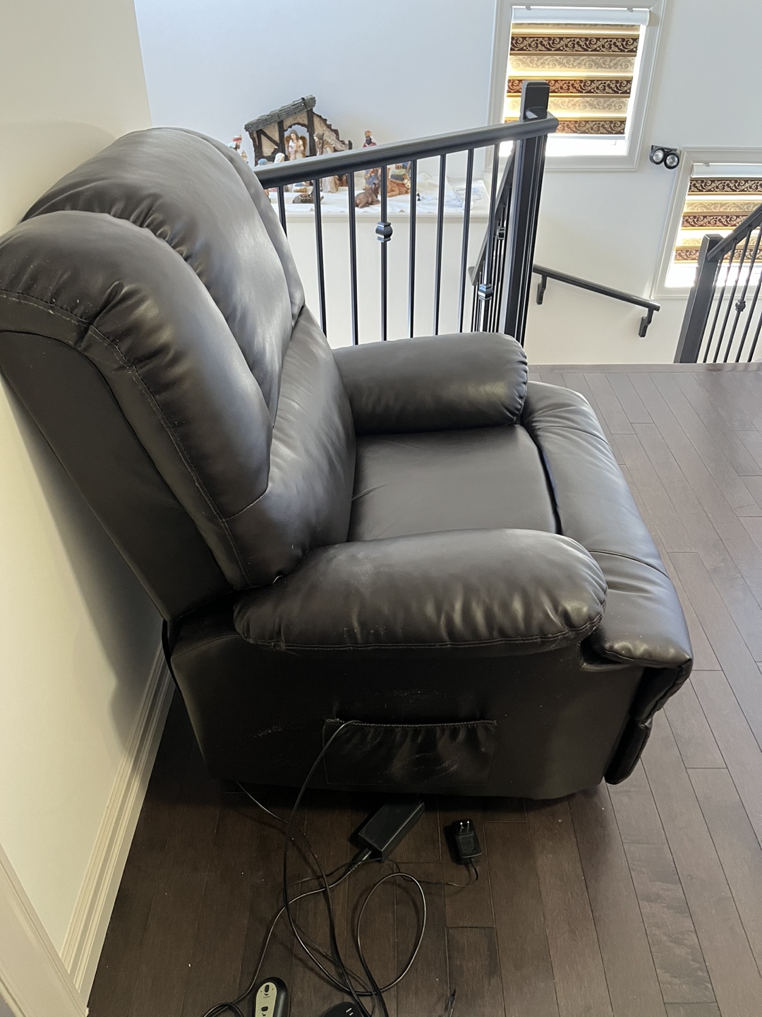 Reclining Massage Chair - photo 2