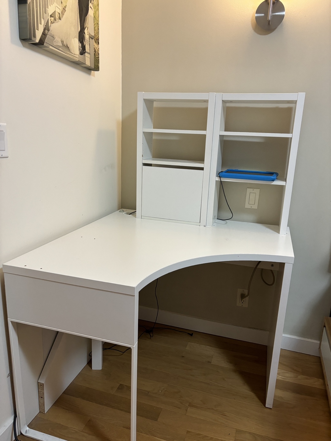 ikea Corner Desk with hutch - photo 2