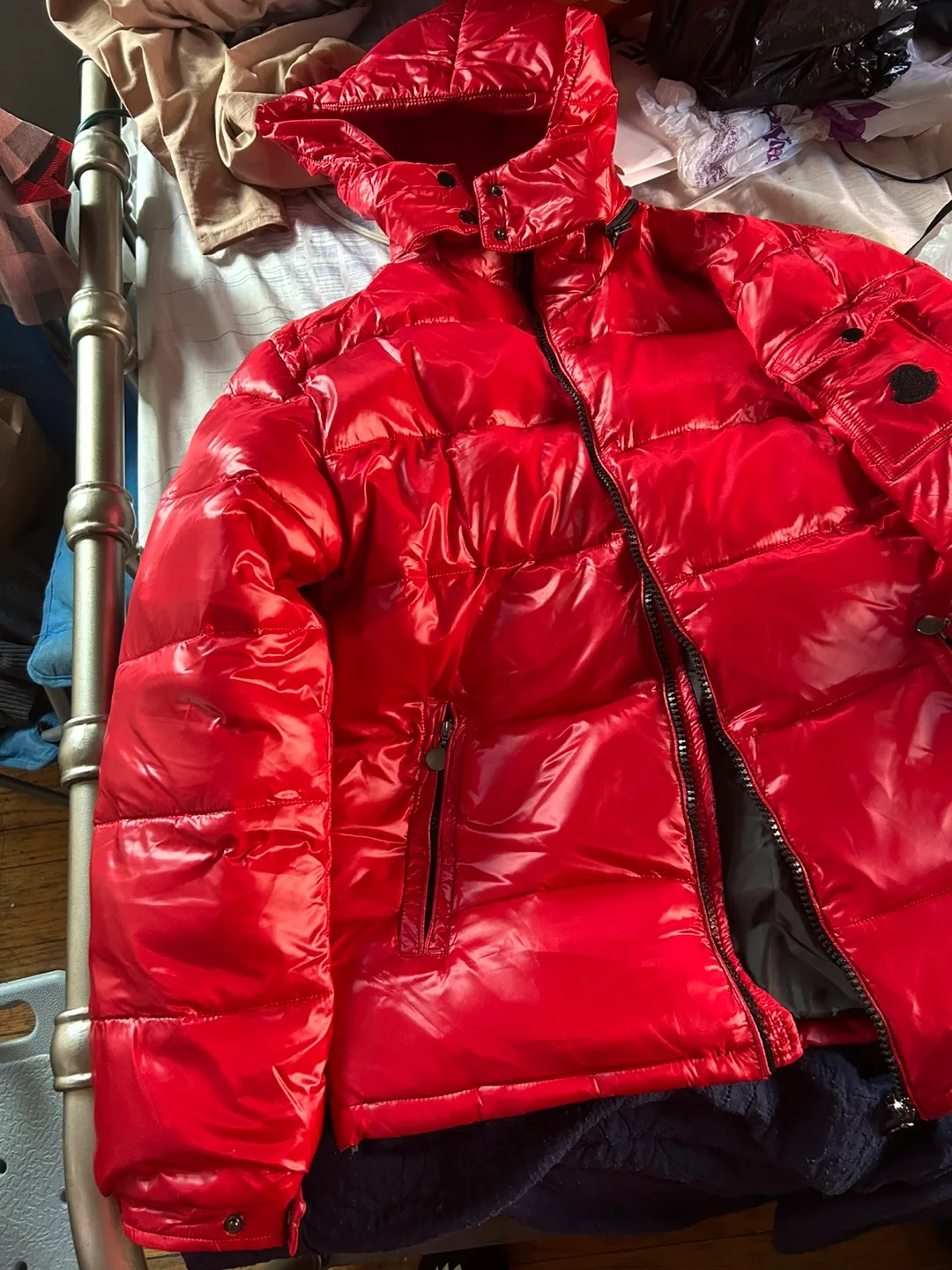Red Puffer Jacket image indicator(5)