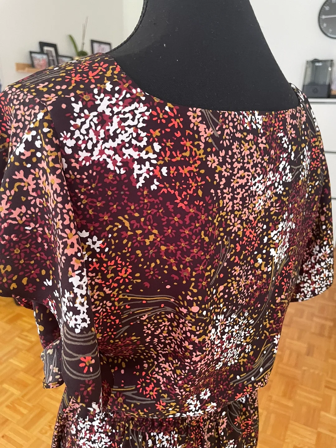 Floral Midi Dress with Tie Waist image indicator(5)