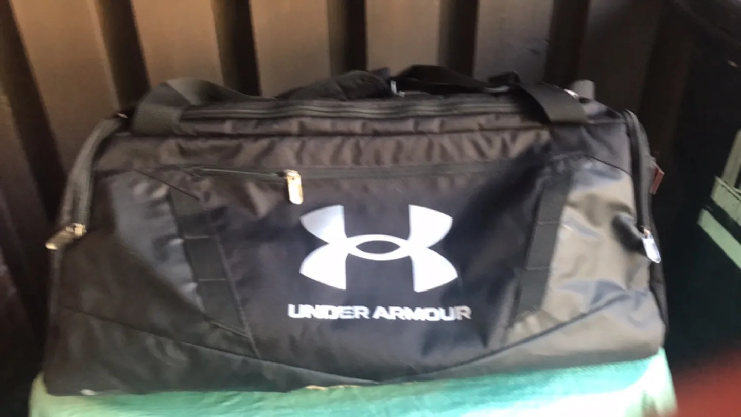 Under Armour Gym Bag thumbnail