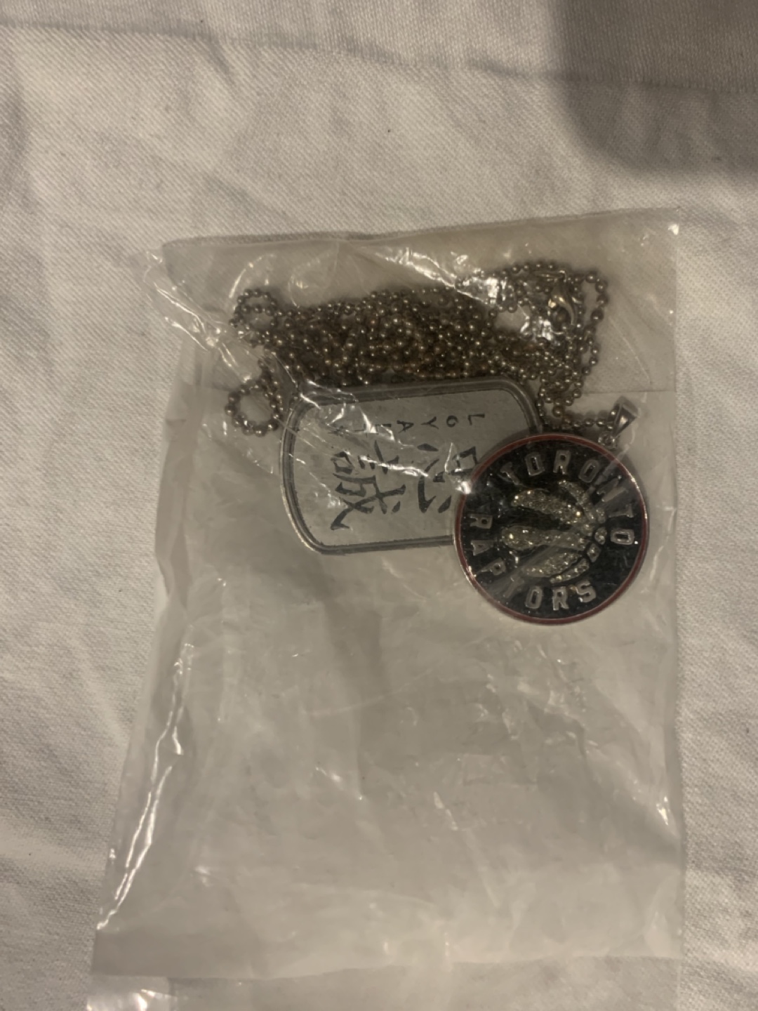 Toronto Raptors NBA Necklace - photo 2