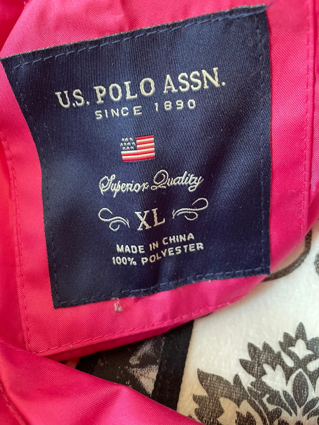 🇨🇦🍁US Polo Assn. Vibrant Pink Windbreaker image indicator(6)
