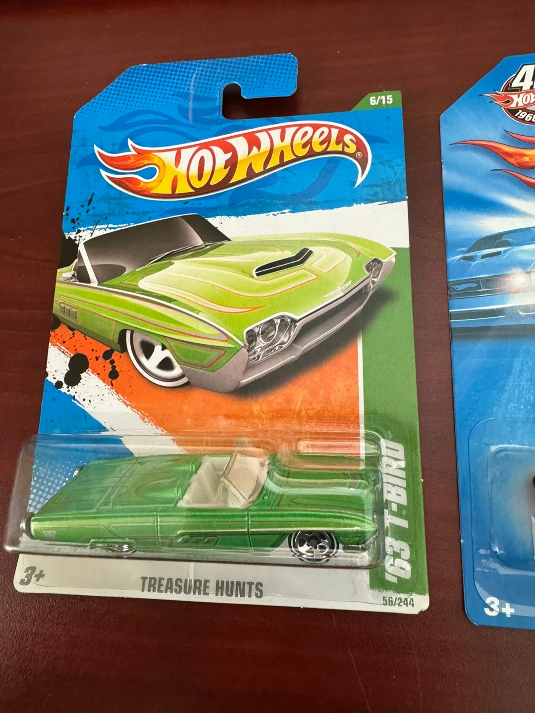 HOT WHEELS TREASURE HUNT ‘63 T BIRD AND 16 ANGELS DIECAST MINT image indicator(2)