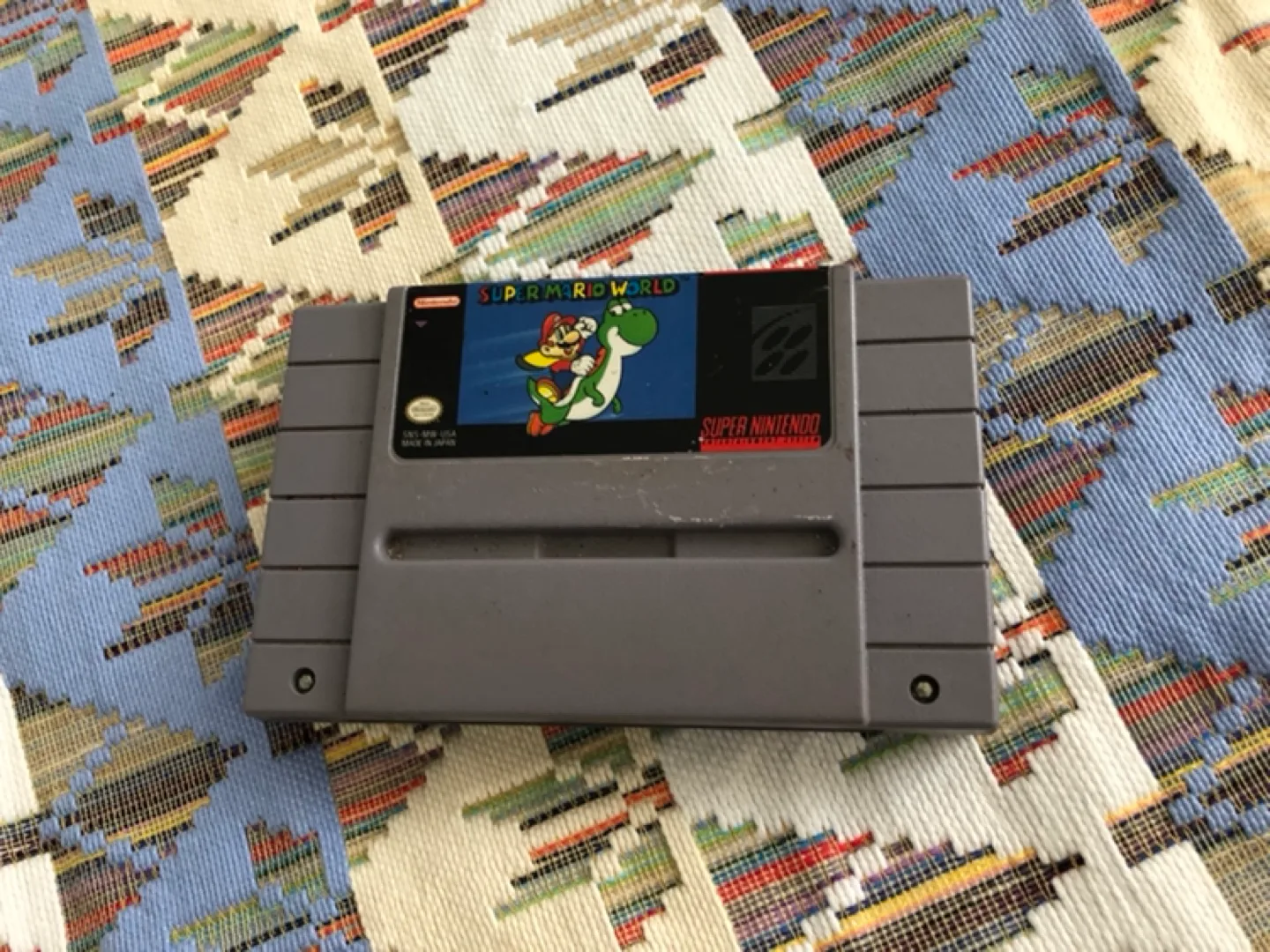 Super Mario World SNES Cartridge thumbnail