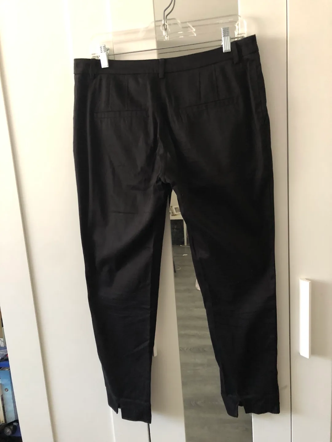 H&M Black Dress Pants image indicator(2)