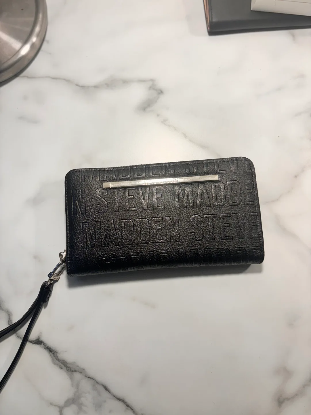Steve Madden Black Wallet image indicator(4)
