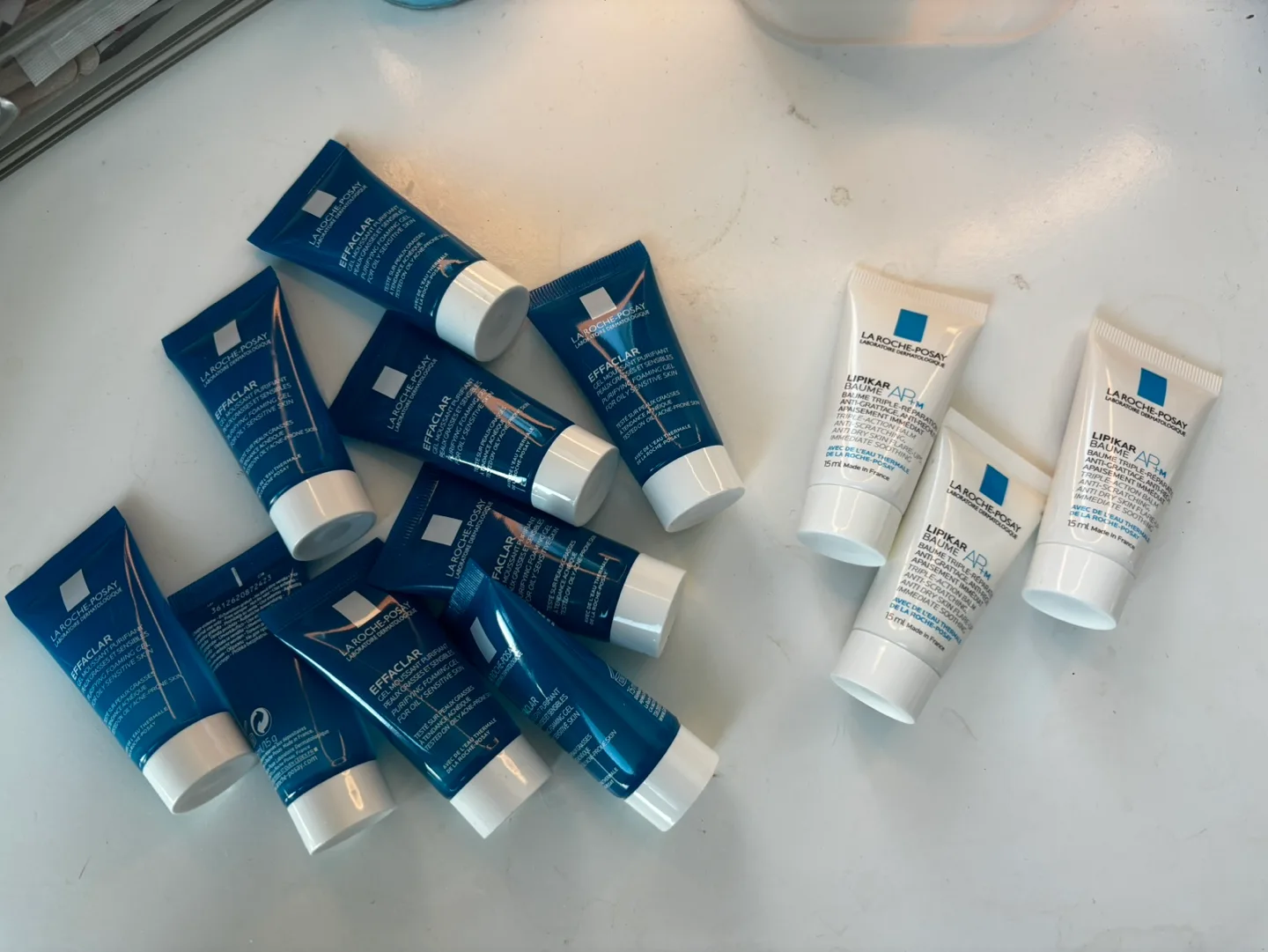 La Roche-Posay Skincare Samples lot thumbnail