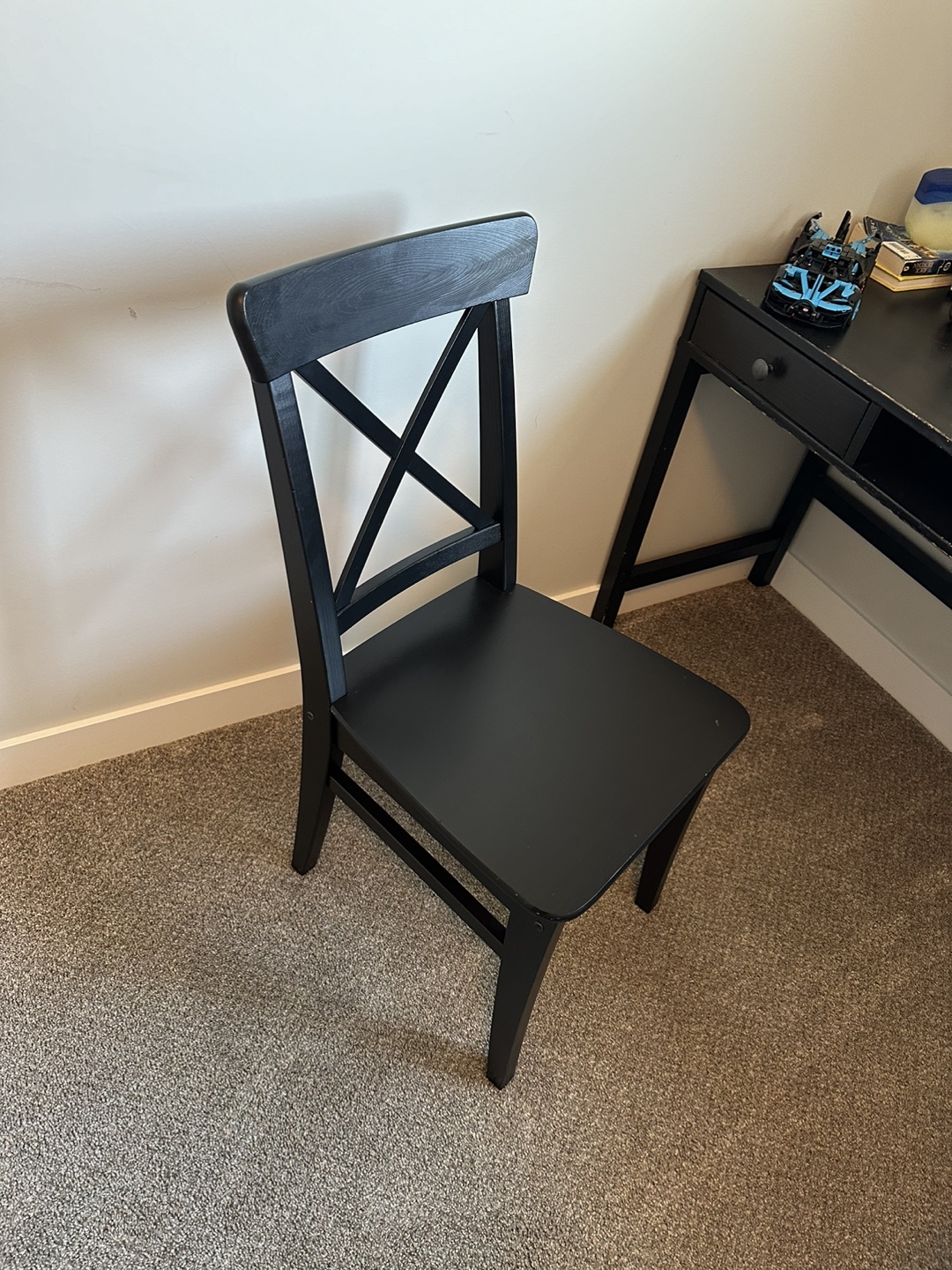 Black Desk and Chair - photo 2