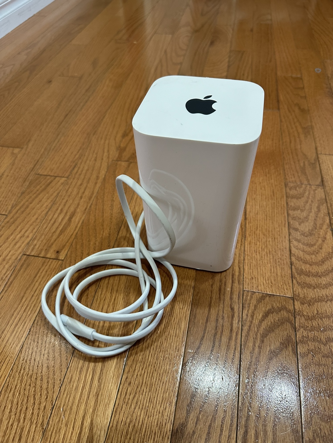 Apple AirPort Extreme Base Station