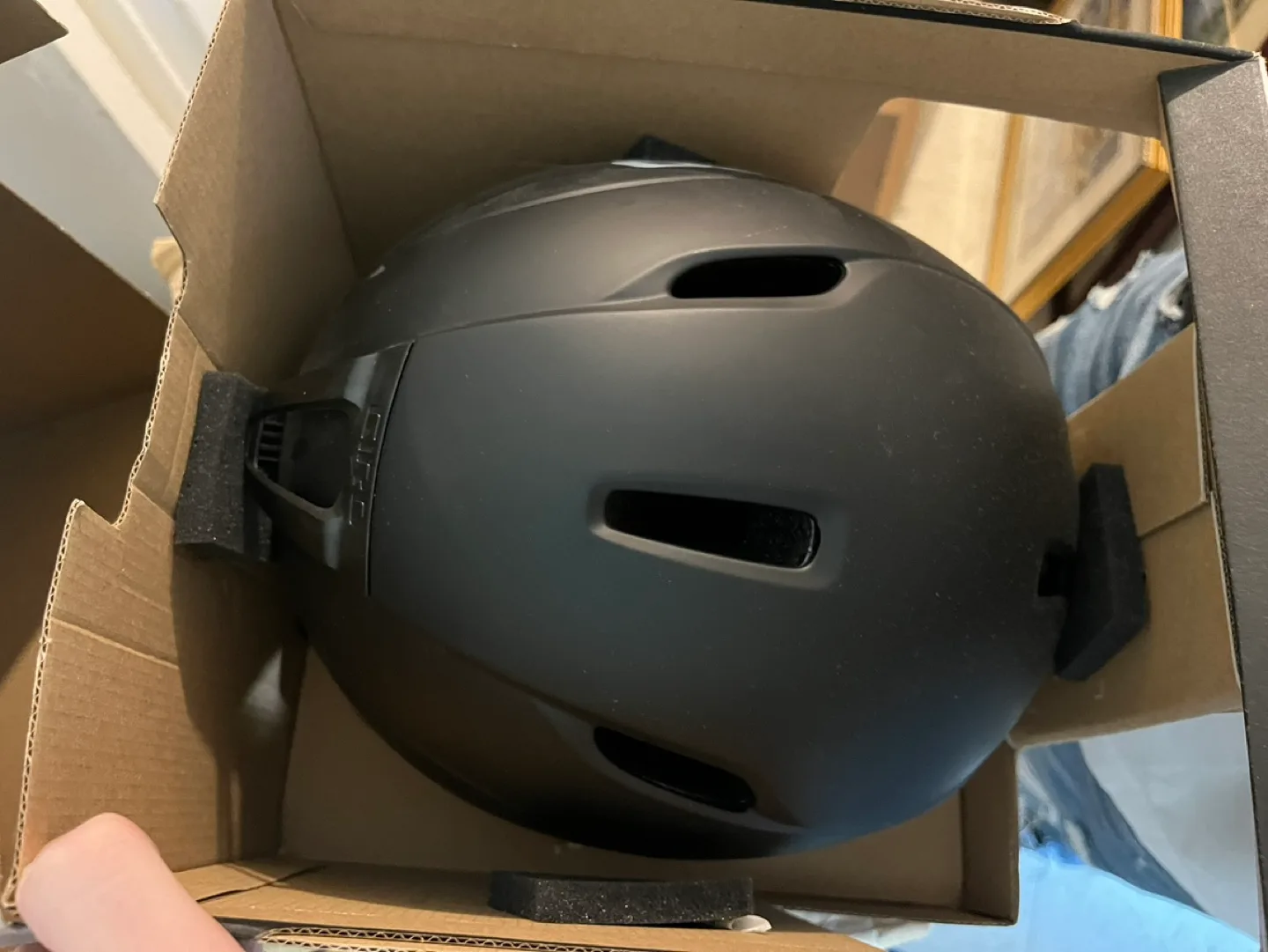 Giro snowboard Helmet and Scott goggles new image indicator(2)