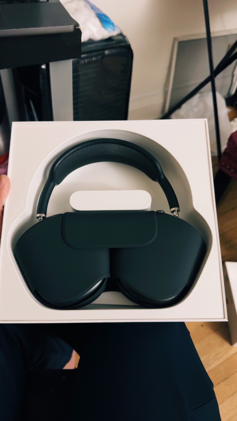Apple AirPods Max