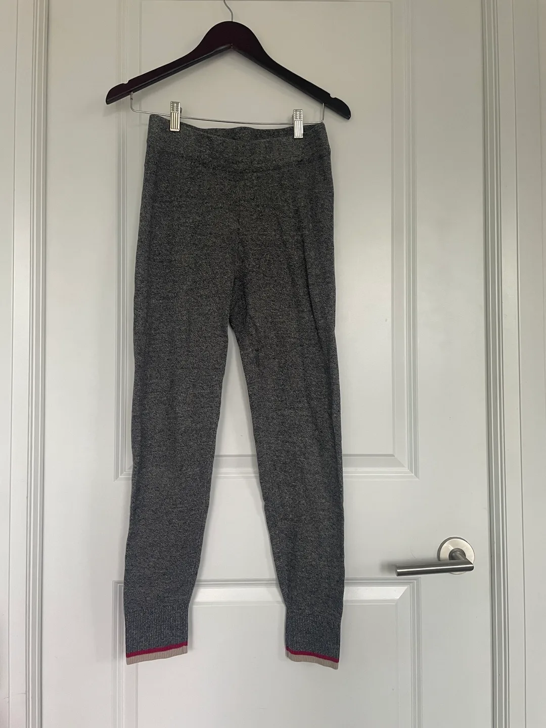 Roots Cabin Knit Leggings thumbnail