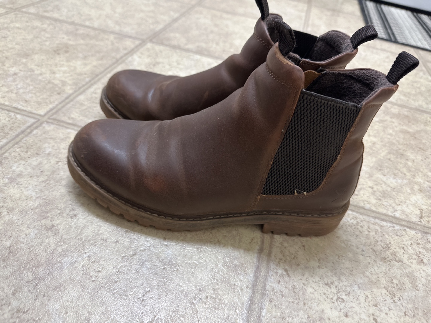 Brown Chelsea Winter Boots - photo 2