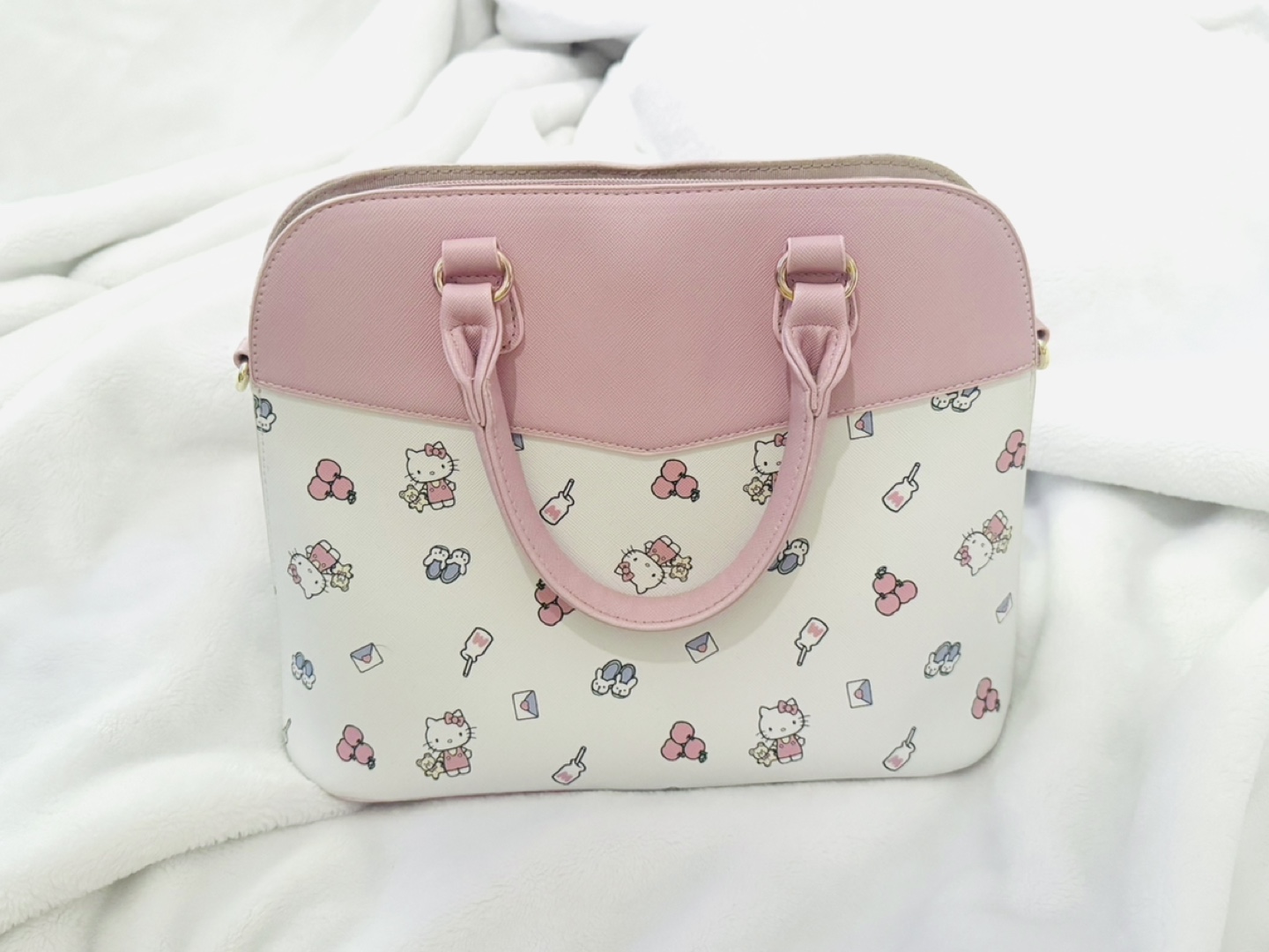 Hello Kitty Handbag Japan Exclusive