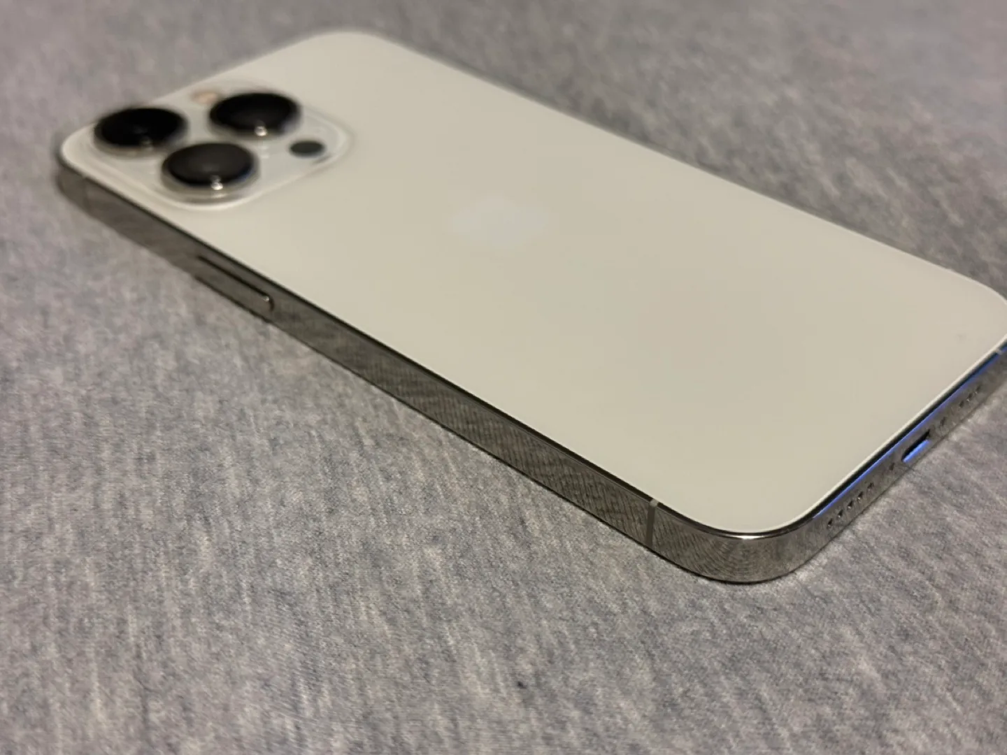 iPhone 13 pro thumbnail