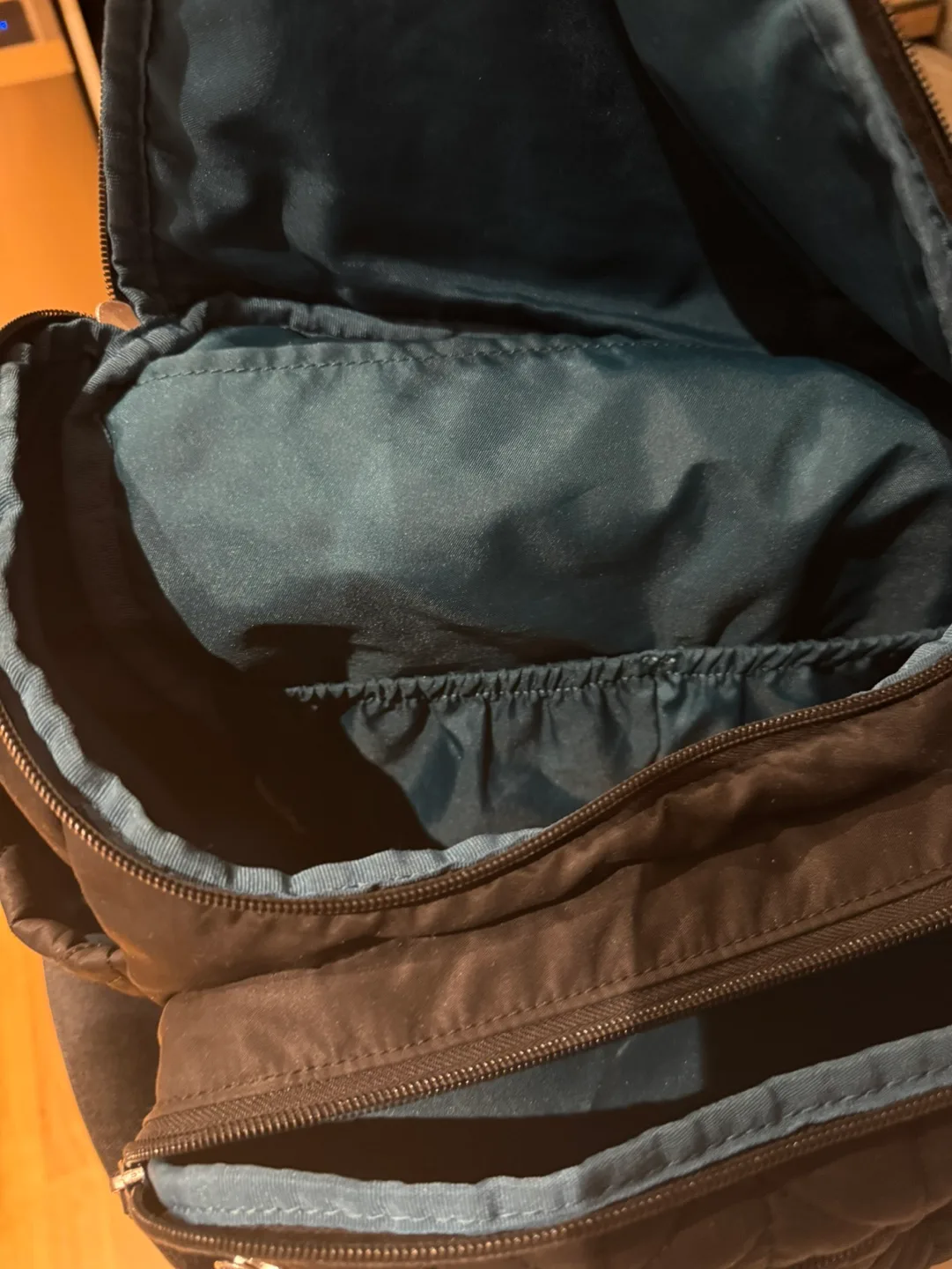 Skip Hop Diaper Bag Backpack image indicator(2)