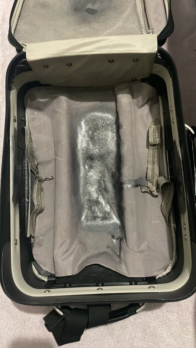 BUGATTI Carry-on Luggage with Wheels image indicator(10)