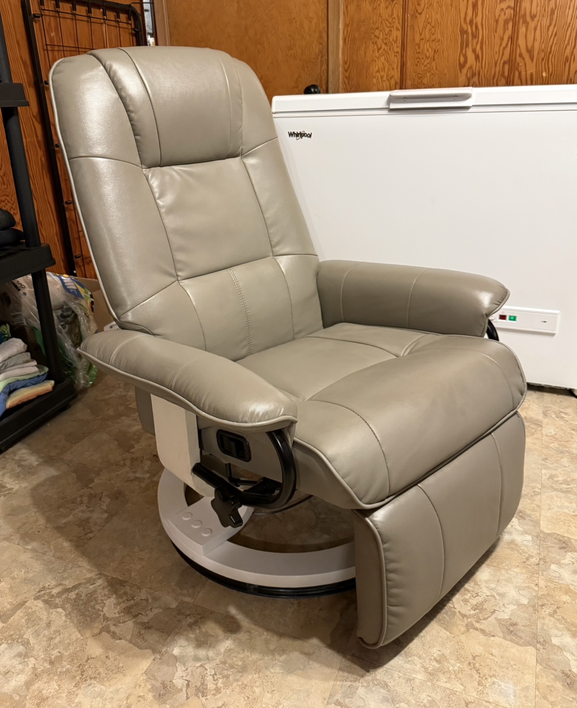 Swivel Recliner Chair