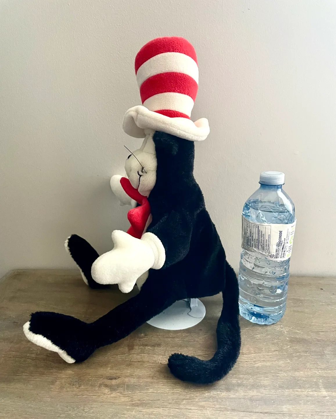 DR SUESS - 17” ‘Cat In The Hat’ Plush Hand Puppet & Board Book image indicator(6)