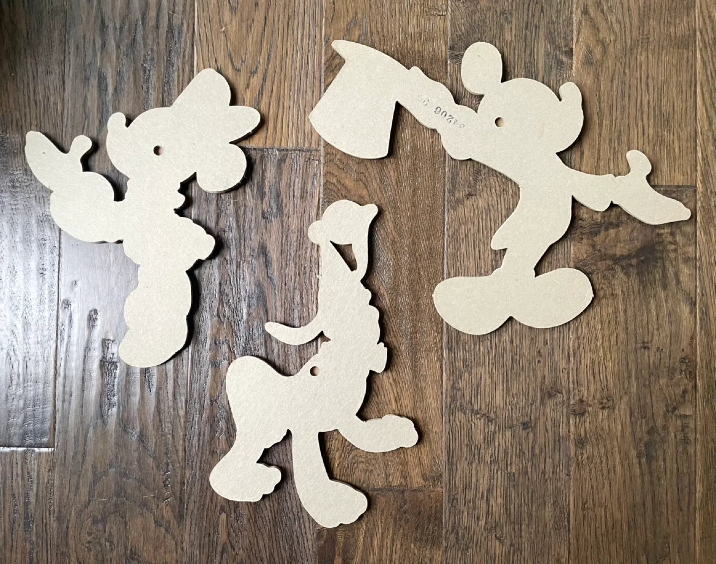 VINTAGE Walt Disney Co Nursey Minnie, Pluto & Mickey Wall Decor image indicator(7)