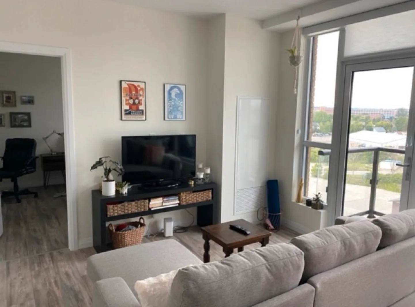 1 Bedroom Condo for Rent image indicator(2)