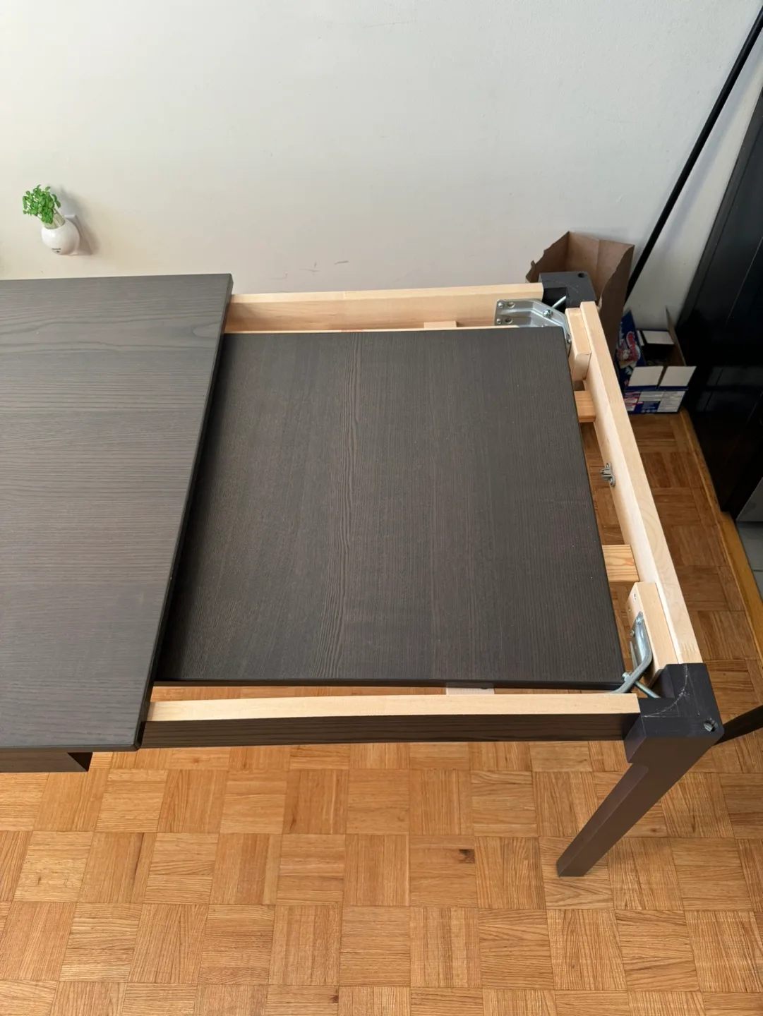 Ikea Ekedalen Dark Brown Dining Table image indicator(5)