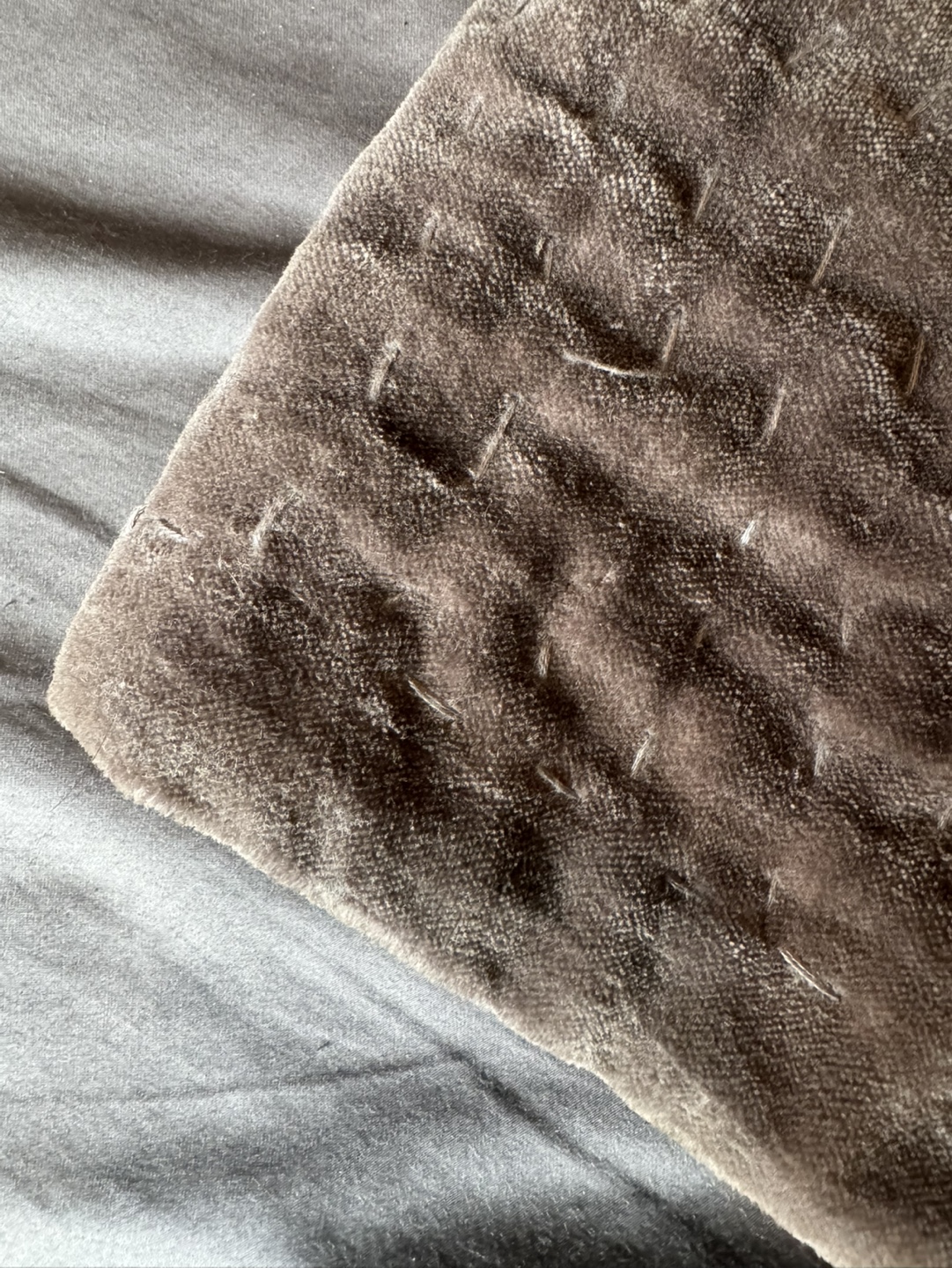 California King Velvet Cotton Bedspread - photo 2