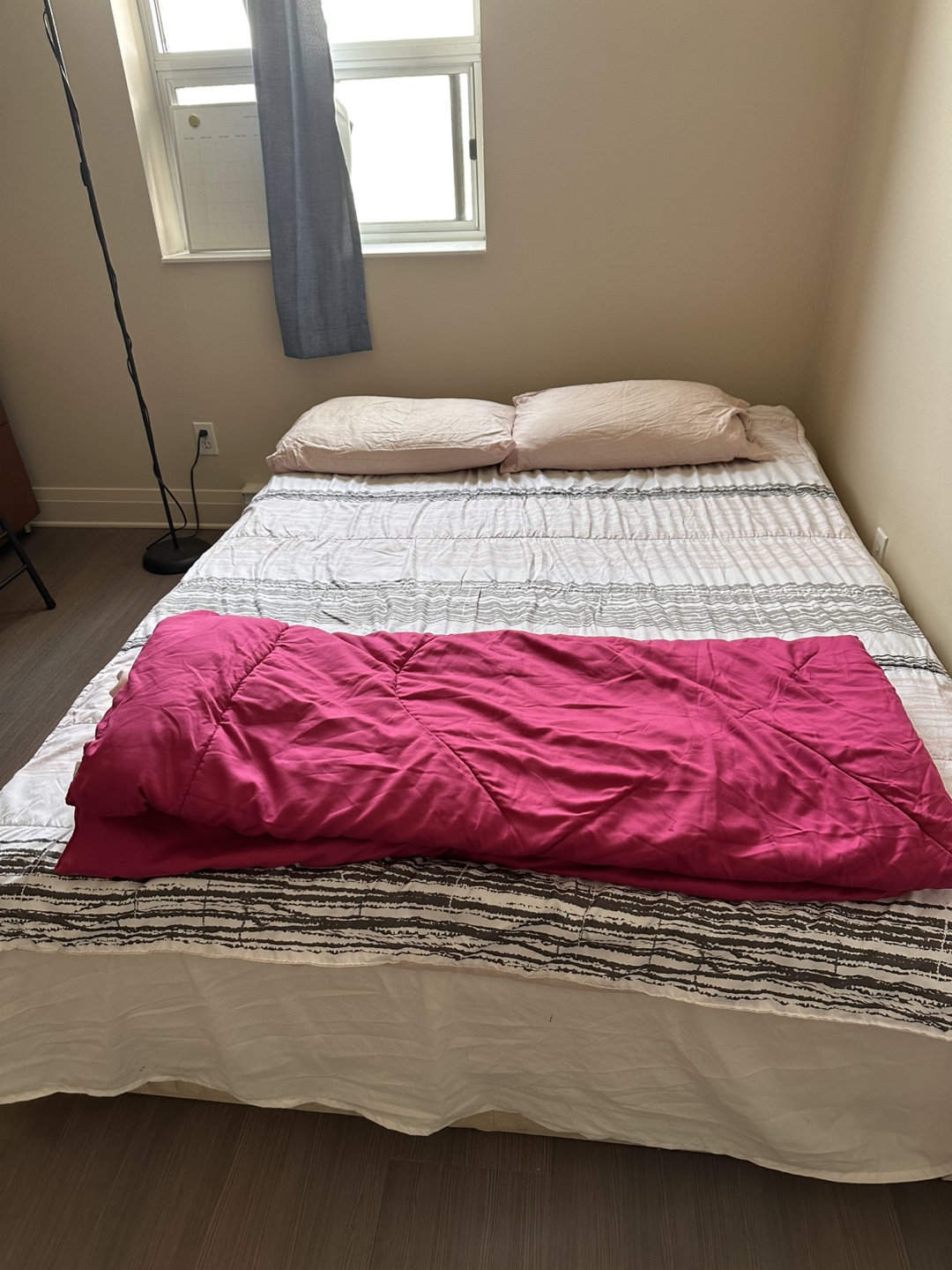 Queen size mattress and bed frame - photo 2