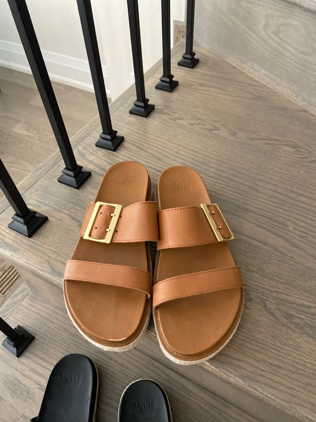 Sorel Women's Buckle Sandals thumbnail