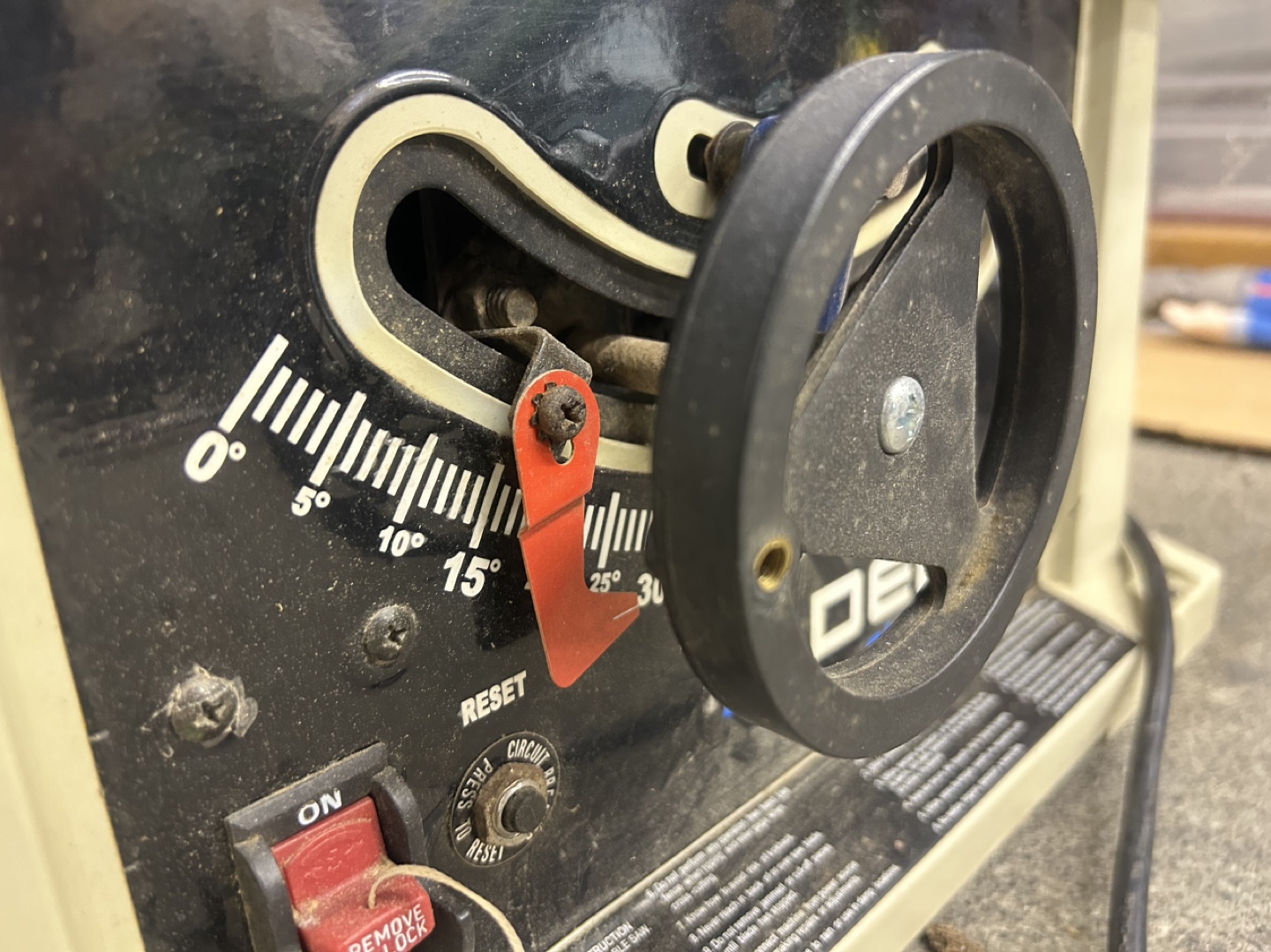 Delta Shopmaster Table Saw - photo 3