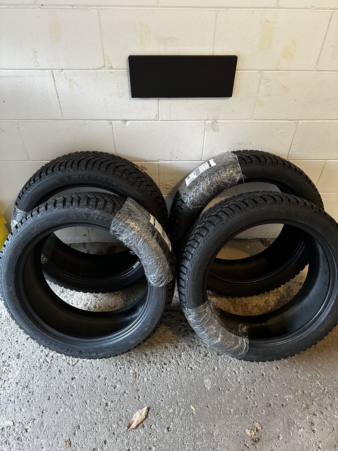Michelin X-Ice North 4 studded Winter Tires 245/45R19 BRAND NEW