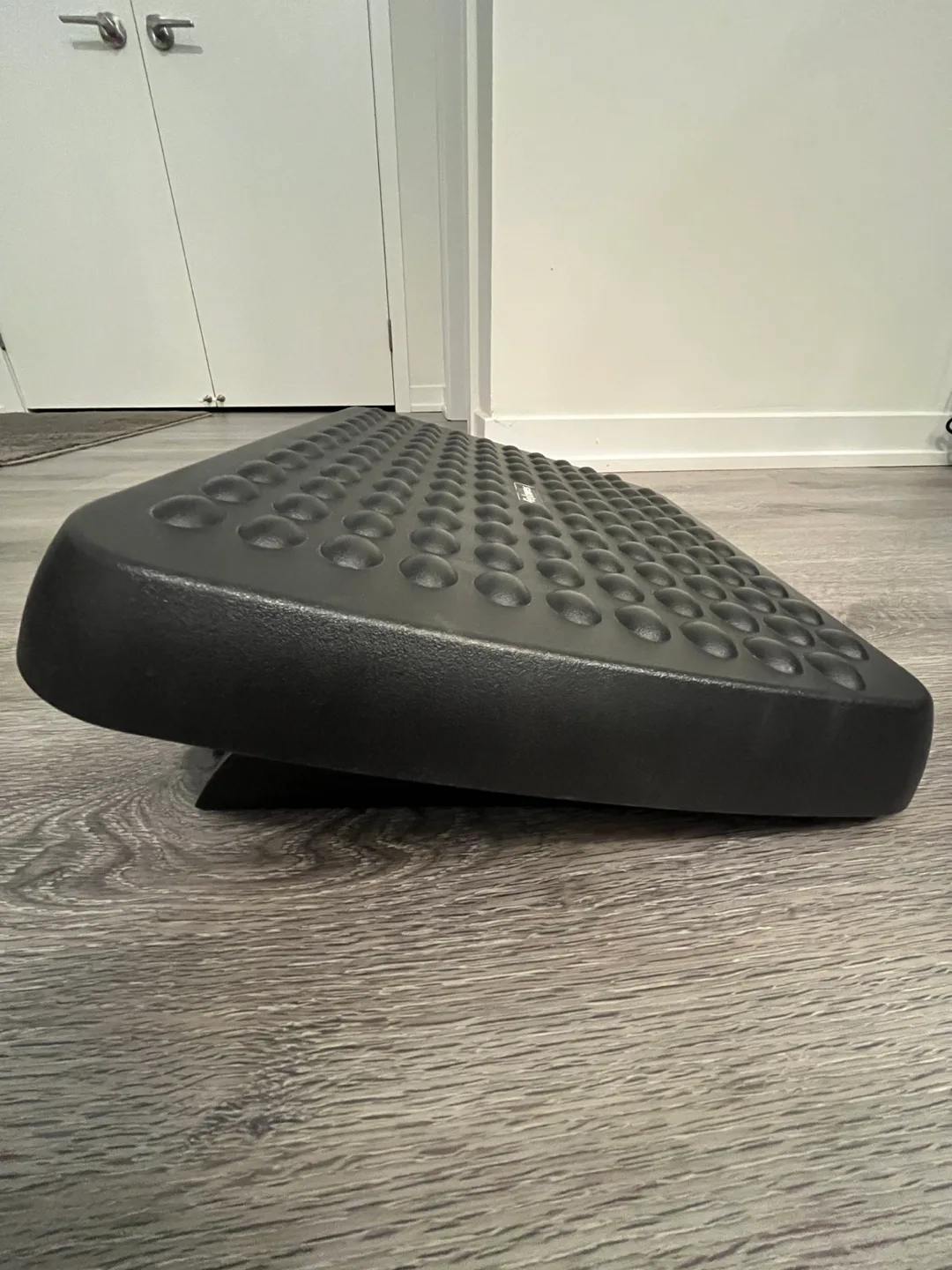 Fellowes Foot Rest thumbnail