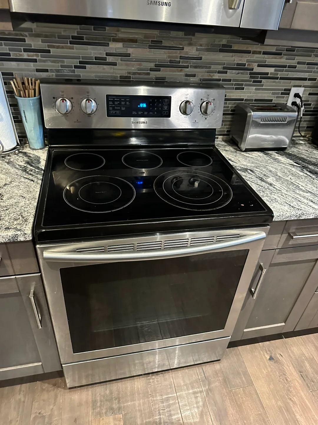 Canadian Appliance Repair thumbnail