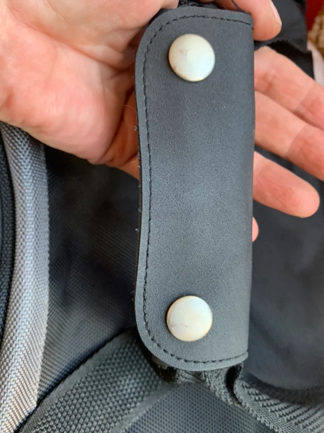 SwissGear Black Carry-on Duffle Bag with Lock image indicator(4)