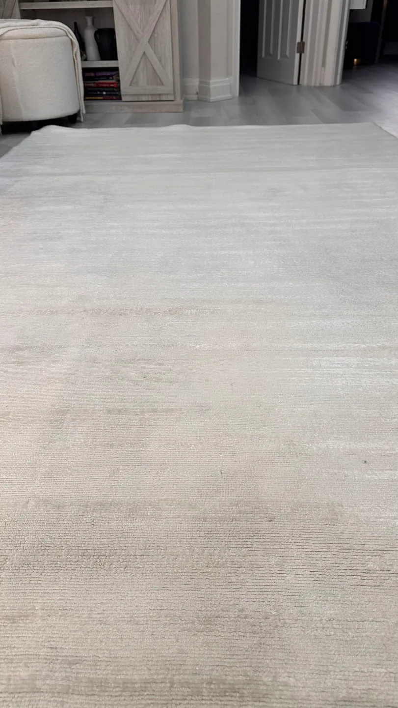 Laval Solid Tip-Sheared Silver Area Rug 6'x9' image indicator(4)