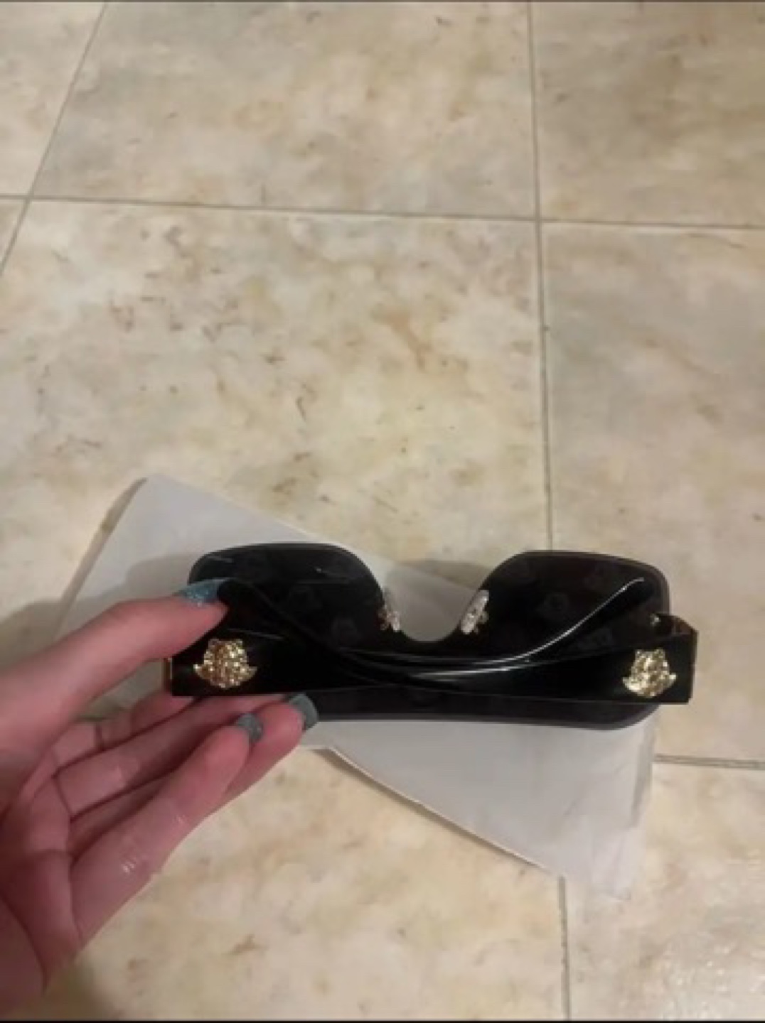 Versace Monogram Sunglasses!!!!! - photo 2