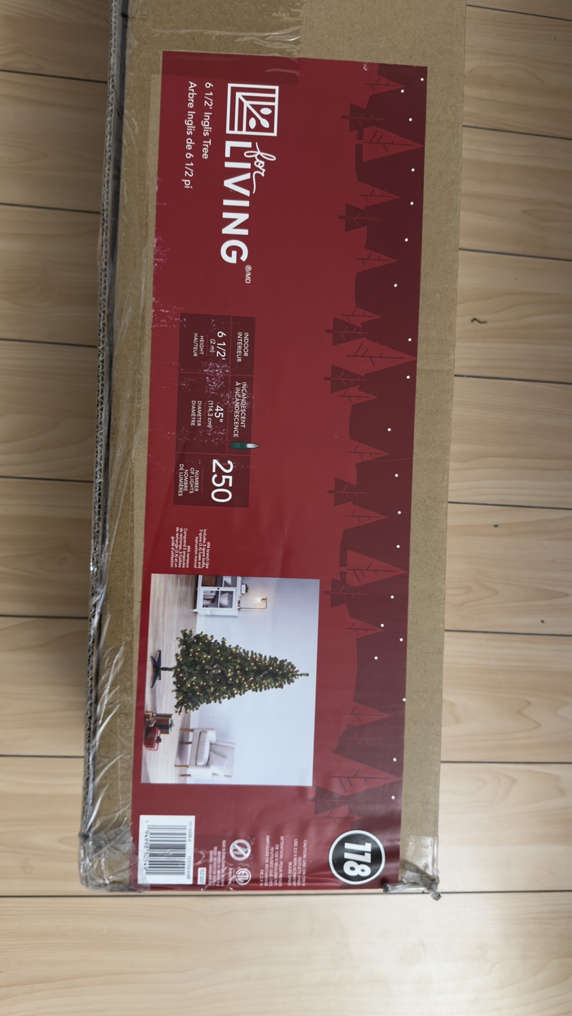 6 ft Pre-lit Artificial Christmas Tree