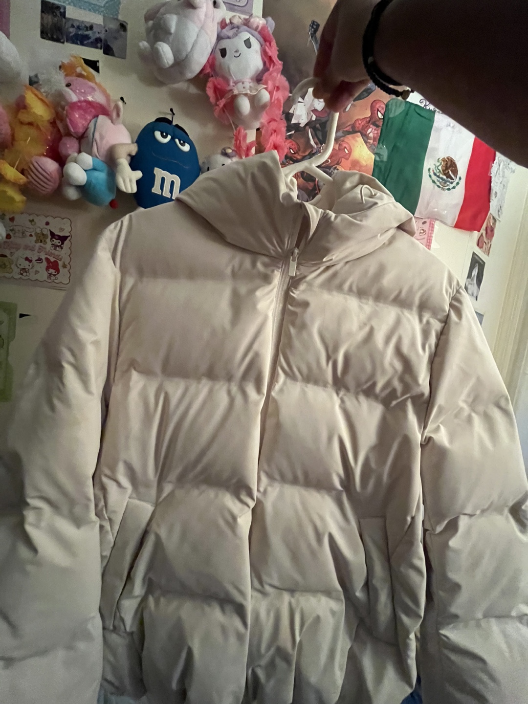 Uniqlo White Puffer Jacket
