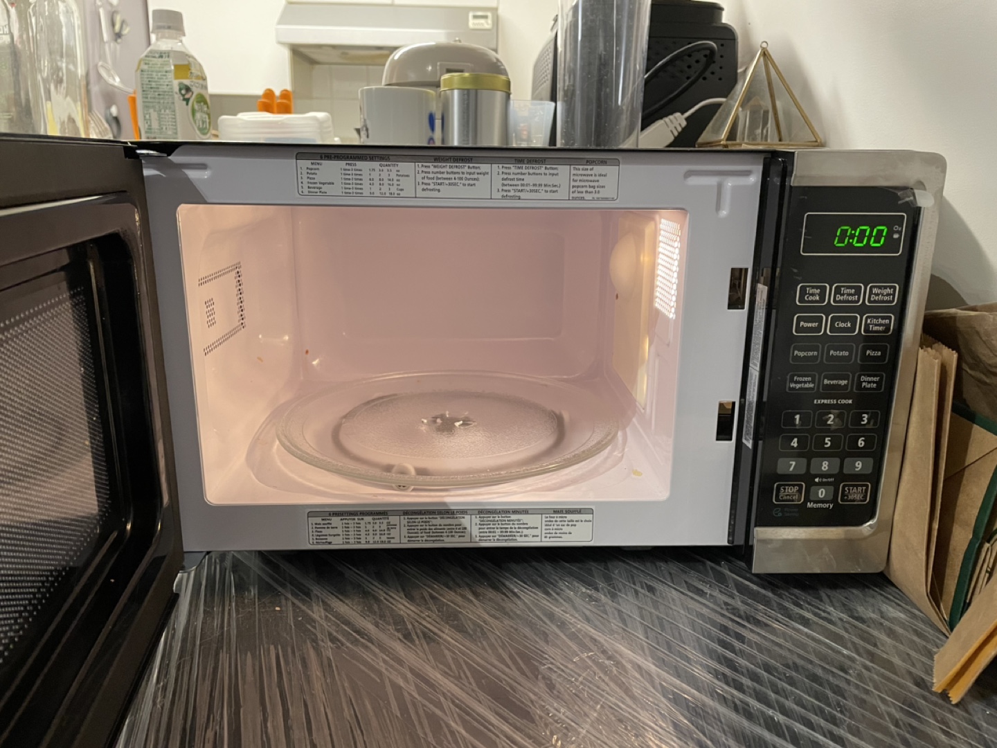 INSIGNIA Microwave Oven - photo 2