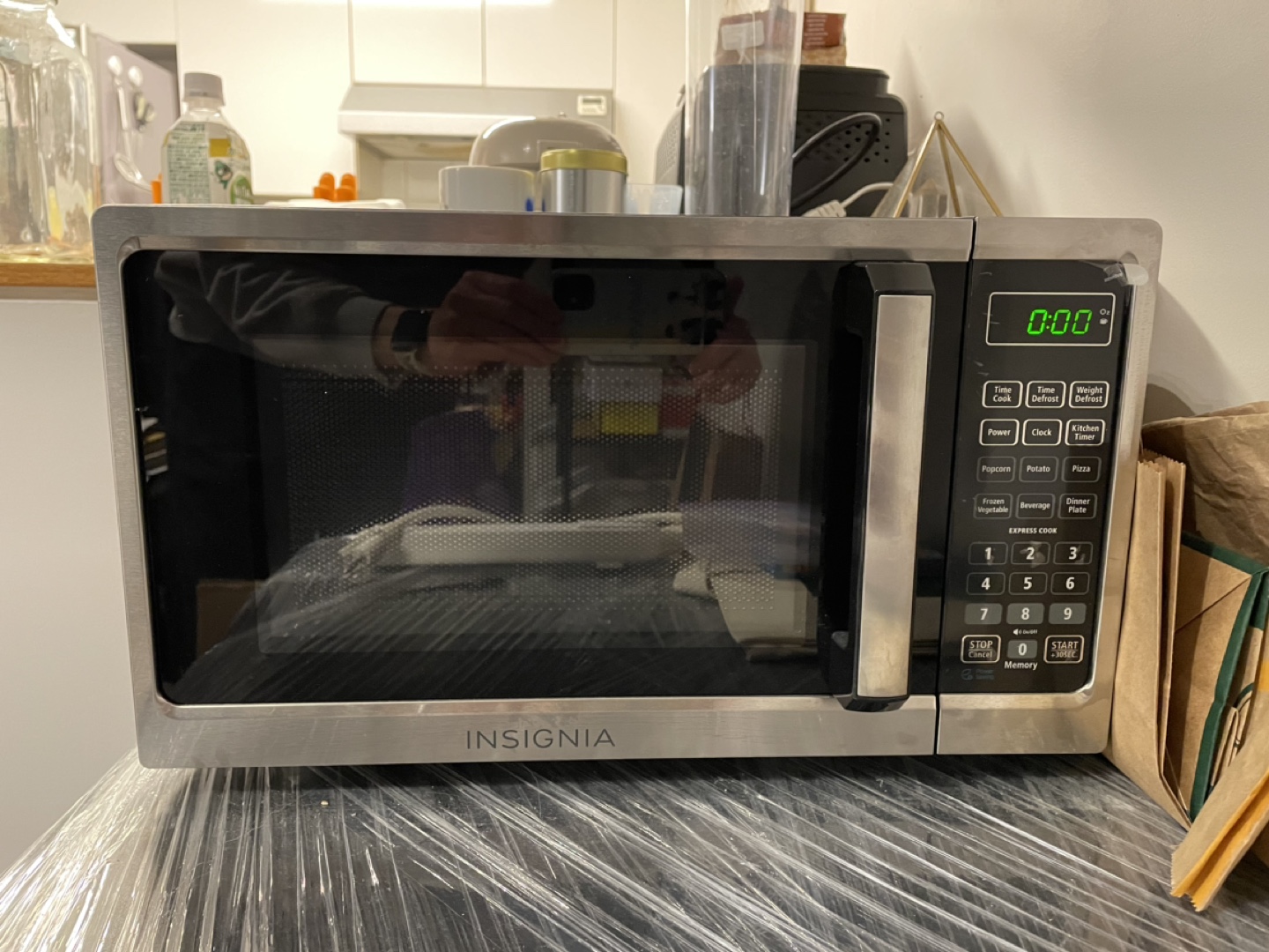 INSIGNIA Microwave Oven