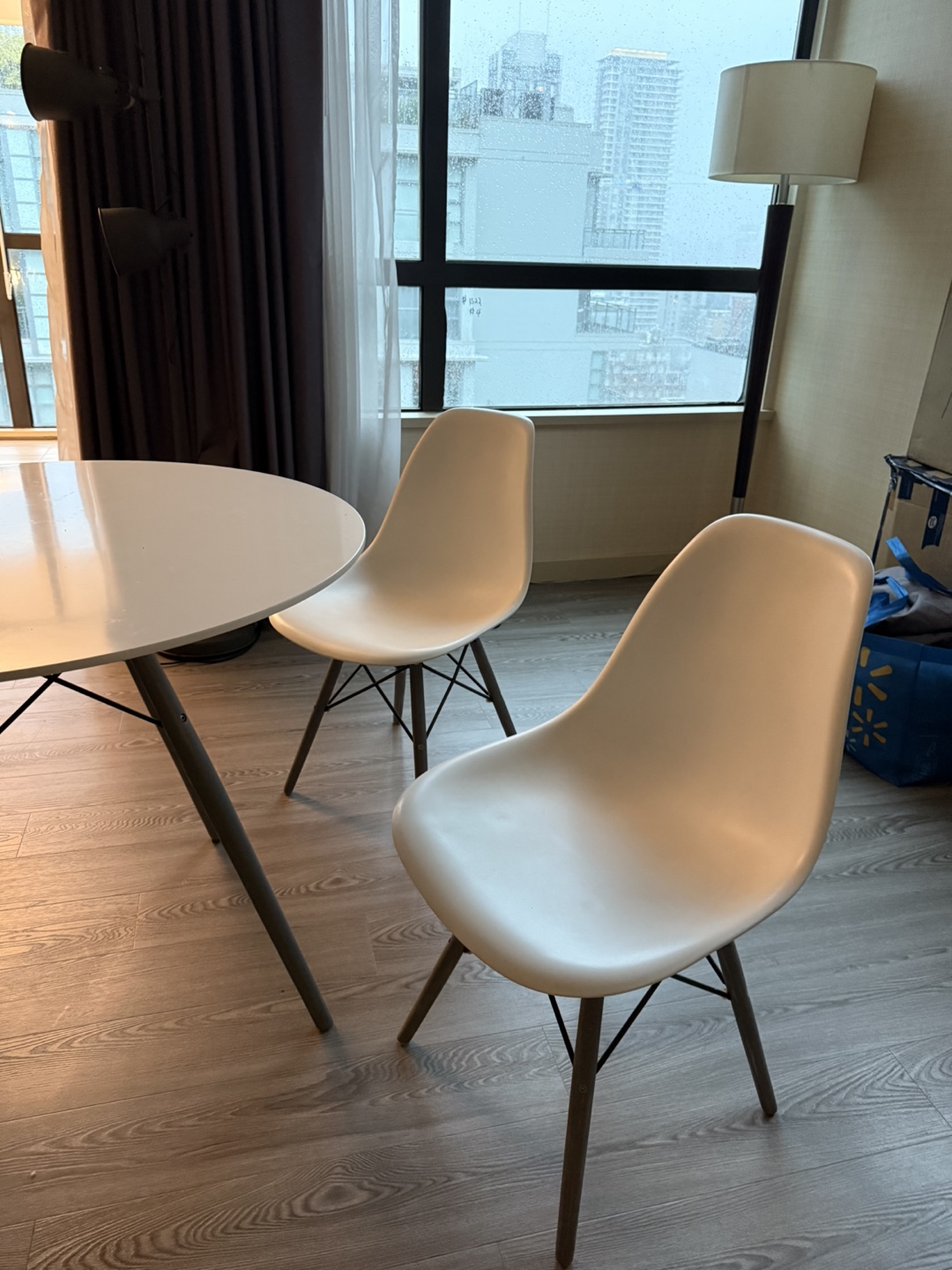 White Dining Table and Chairs - photo 2