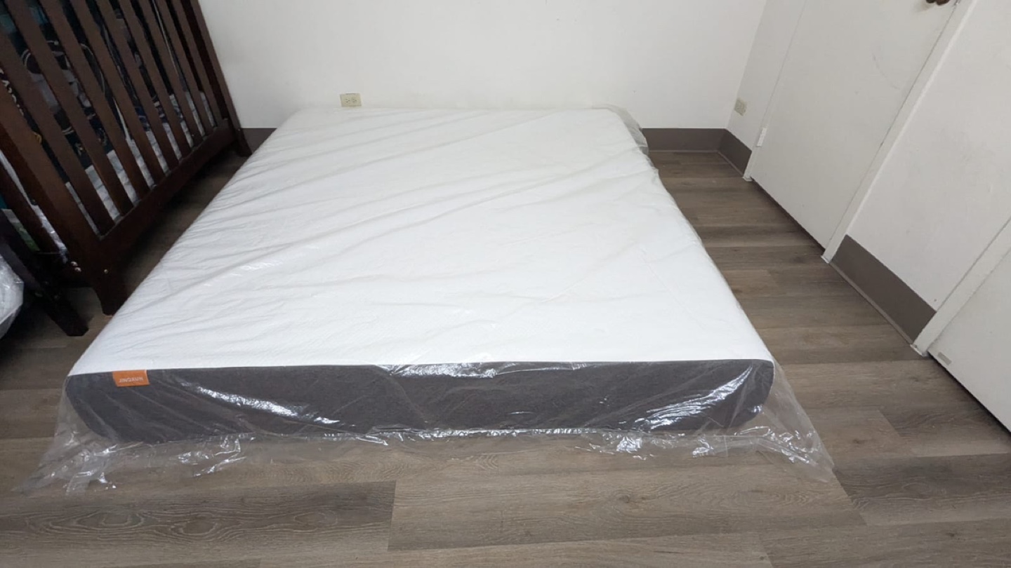 New king size  Mattress 12 inch - photo 5