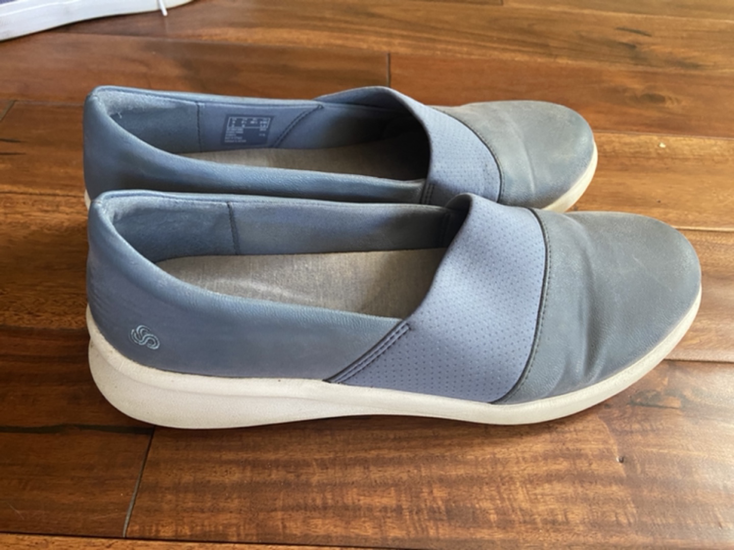 Skechers Women's Slip-on Shoes Size8.5