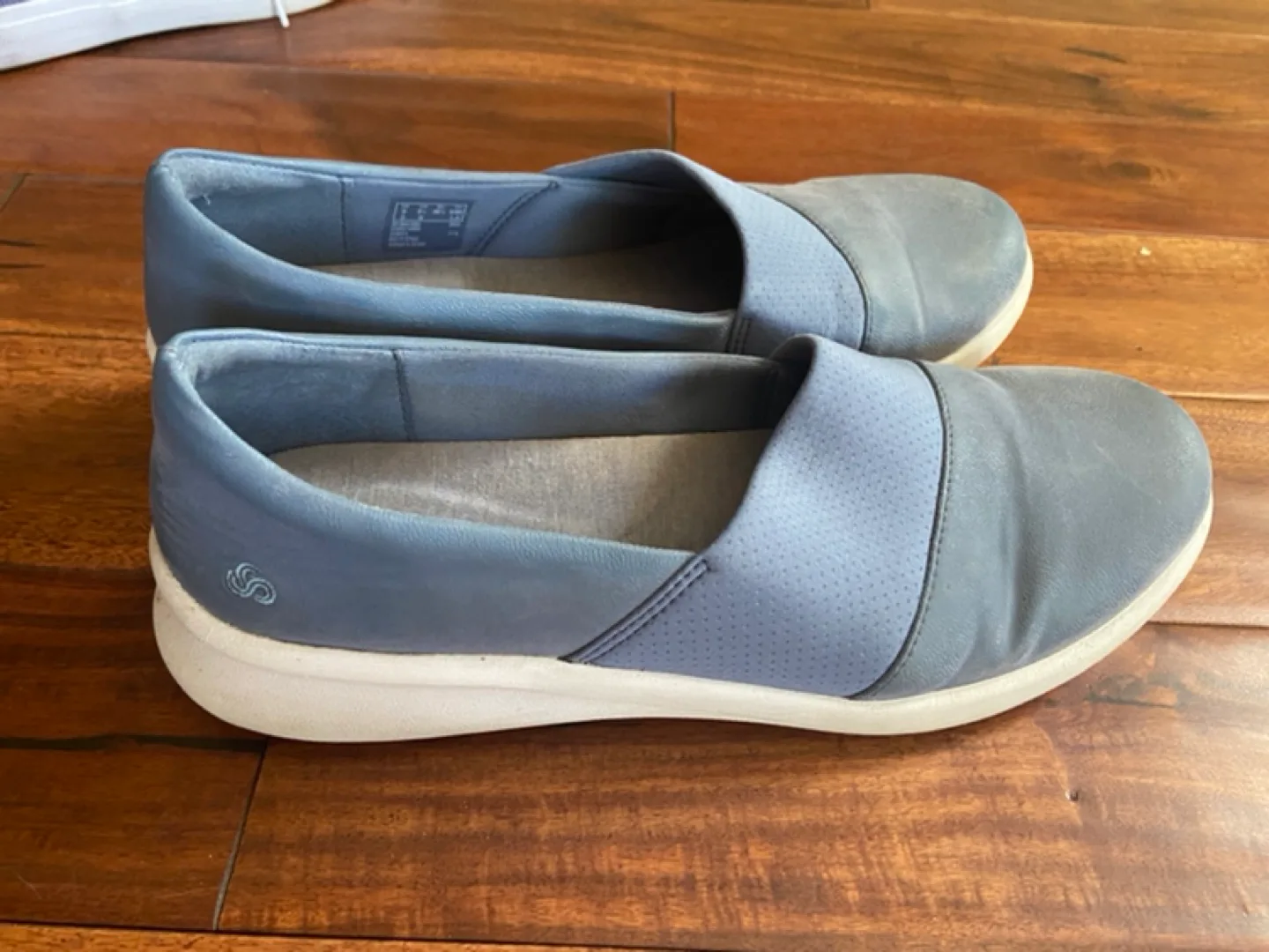 Skechers Women's Slip-on Shoes Size8.5