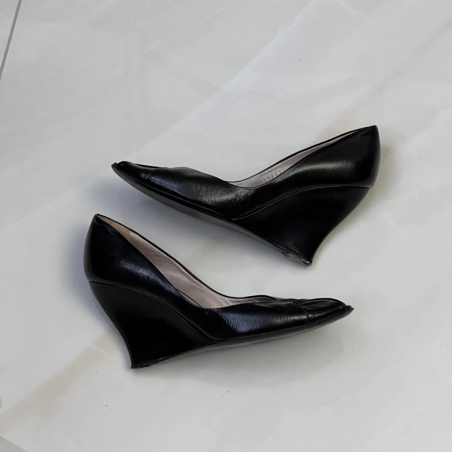 Salvatore Ferragamo Black Leather Wedge Heels Size 7 image indicator(2)