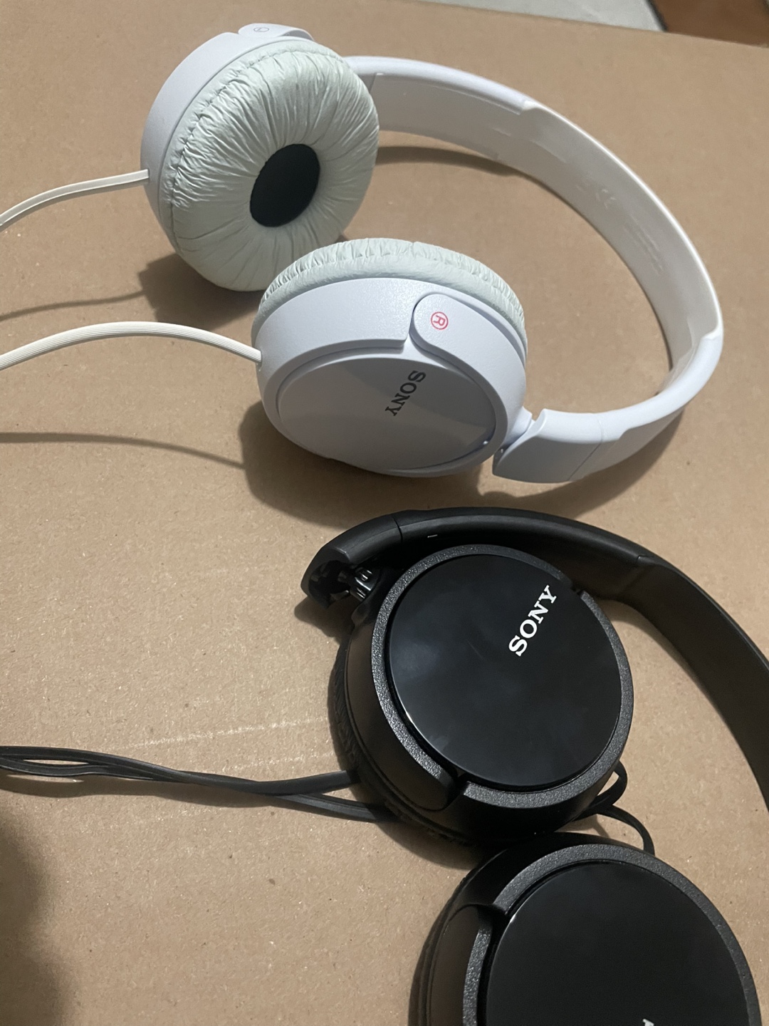 2 Sony MDRZX110 Over-Ear Headphones - photo 5