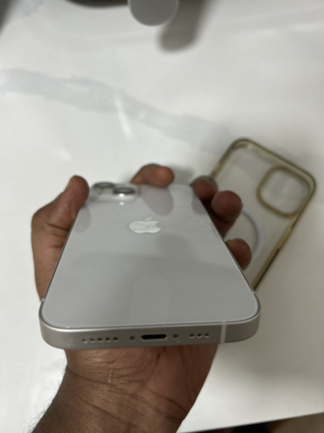 iPhone 14 (White) - photo 4