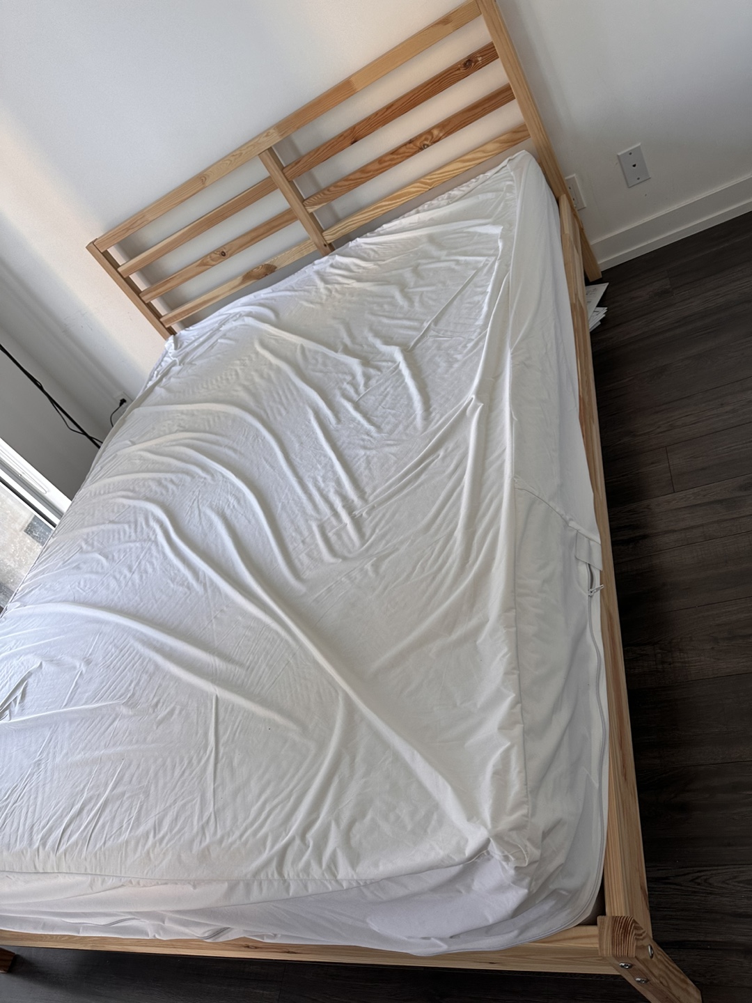 IKEA Queen Mattress - photo 3